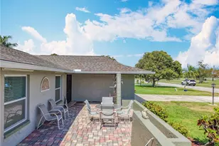 4364 Beechwood Lake Dr, Naples, FL 34112 - Photo 5