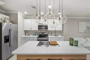 15380 Wildflower Cir, Naples, FL 34119 - Photo 5