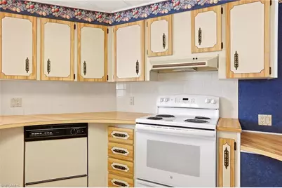 181 W Manatee Loop, Punta Gorda, FL 33950 - Photo 13