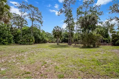 2910 2nd St NE, Naples, FL 34120 - Photo 27