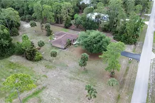 2910 2nd St NE, Naples, FL 34120 - Photo 31