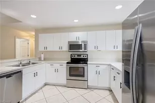 2910 2nd St NE, Naples, FL 34120 - Photo 13