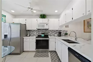 3608 Arctic Cir, Naples, FL 34112 - Photo 5