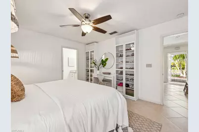 601 97th Ave N, Naples, FL 34108 - Photo 9
