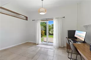 415 Crossfield Cir, Naples, FL 34104 - Photo 27