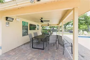 415 Crossfield Cir, Naples, FL 34104 - Photo 19
