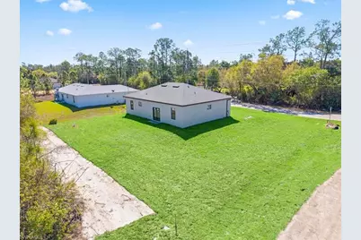 2507 E 15th St, Lehigh Acres, FL 33972 - Photo 15