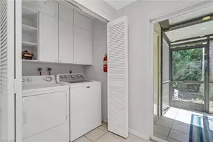 731 W Elkcam Cir, Marco Island, FL 34145 - Photo 17