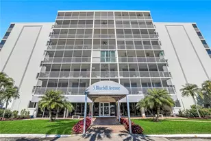 5 Bluebill Ave, Naples, FL 34108 - Photo 3