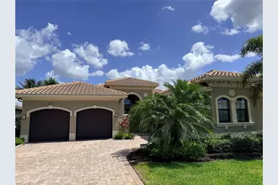 2724 Crystal Way, Naples, FL 34119 - Photo 1