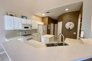 74 Burnt Pine Dr, Naples, FL 34119 - Photo 7