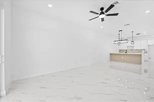 1009/1011 NE 15th Ln, Cape Coral, FL 33909 - Photo 3