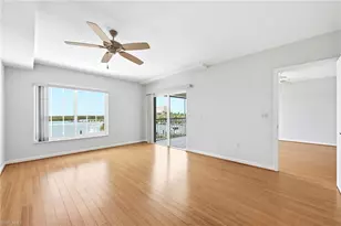 13105 Vanderbilt Dr, Naples, FL 34110 - Photo 21