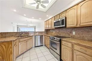 13105 Vanderbilt Dr, Naples, FL 34110 - Photo 3