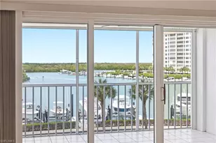 13105 Vanderbilt Dr, Naples, FL 34110 - Photo 13