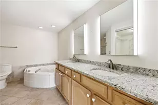 13105 Vanderbilt Dr, Naples, FL 34110 - Photo 23