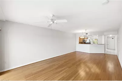 13105 Vanderbilt Dr #407, Naples, FL 34110 - Photo 11
