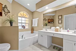 1057 Silverstrand Dr, Naples, FL 34110 - Photo 17