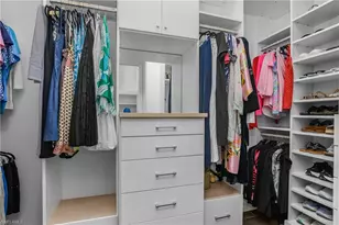 6137 Megans Bay Dr, Naples, FL 34113 - Photo 23