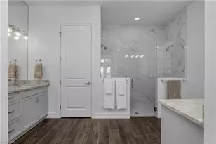 6137 Megans Bay Dr, Naples, FL 34113 - Photo 27