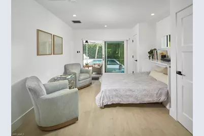 1080 13th St N, Naples, FL 34102 - Photo 13