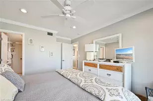 1100 Gulf Shore Blvd N, Naples, FL 34102 - Photo 15