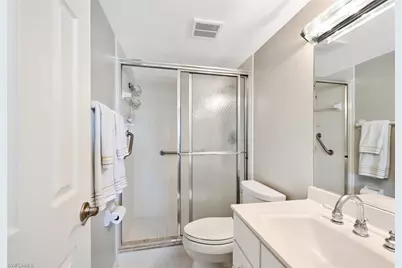 1100 Gulf Shore Blvd N #304, Naples, FL 34102 - Photo 17