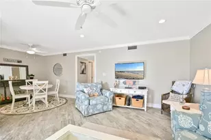 1100 Gulf Shore Blvd N, Naples, FL 34102 - Photo 5