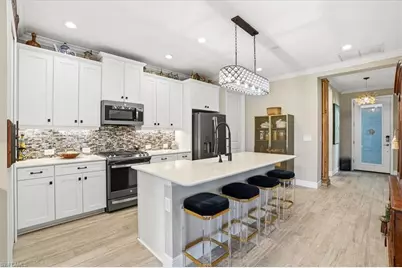 2318 Marquesa Cir, Naples, FL 34112 - Photo 11