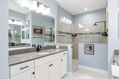 2318 Marquesa Cir, Naples, FL 34112 - Photo 13