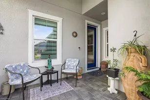 2318 Marquesa Cir, Naples, FL 34112 - Photo 3