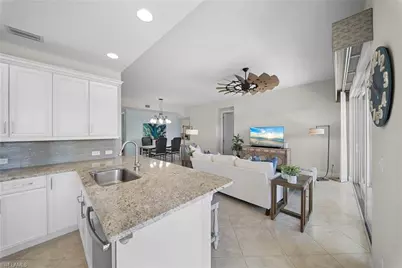 8030 Signature Club Cir #102, Naples, FL 34113 - Photo 7
