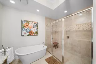 8030 Signature Club Cir, Naples, FL 34113 - Photo 19