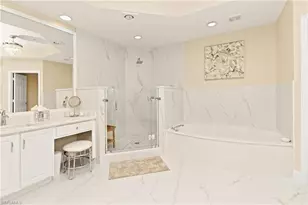 2125 Aberdeen Ln, Naples, FL 34109 - Photo 9