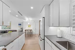 568 12th Ave S, Naples, FL 34102 - Photo 5