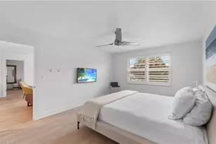 568 12th Ave S, Naples, FL 34102 - Photo 19