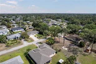 18250 Oak Rd, Fort Myers, FL 33967 - Photo 11