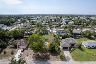 18250 Oak Rd, Fort Myers, FL 33967 - Photo 9