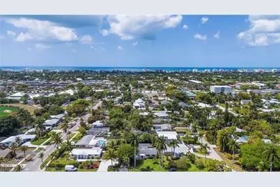 2261 11th St N, Naples, FL 34103 - Photo 21