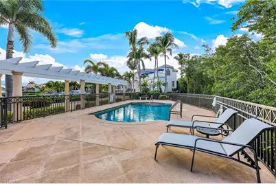 27710 Marina Isle Ct, Bonita Springs, FL 34134 - Photo 47