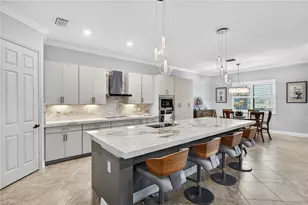 28008 Kerry Ct, Bonita Springs, FL 34135 - Photo 9