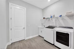 11943 Raggio Dr, Fort Myers, FL 33913 - Photo 27