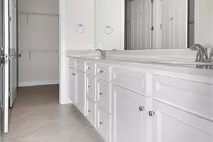 9395 Greyhawk Trl, Naples, FL 34120 - Photo 9