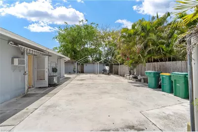 4412 17th Pl SW, Naples, FL 34116 - Photo 5