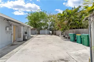 4412 17th Pl SW, Naples, FL 34116 - Photo 5