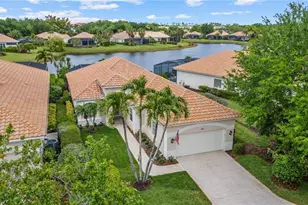 24812 Hollybrier Ln, Bonita Springs, FL 34134 - Photo 3