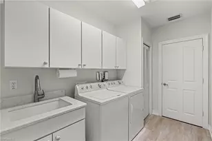 24812 Hollybrier Ln, Bonita Springs, FL 34134 - Photo 19