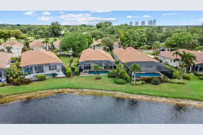 24812 Hollybrier Ln, Bonita Springs, FL 34134 - Photo 27