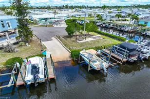 20631 Port Dr, Estero, FL 33928 - Photo 3