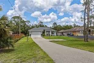 3283 2nd Ave SE, Naples, FL 34117 - Photo 9